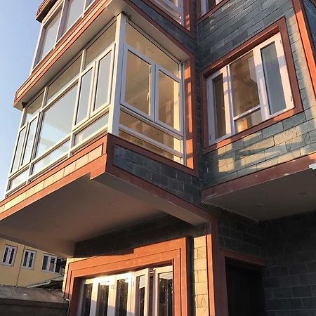 Heritage Studio Hotel Gandbal Екстериор снимка